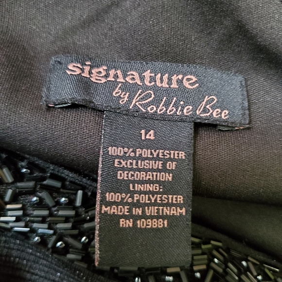 NWT Signature Robbie Bee size 14 cocktail dress. - Picture 5 of 7